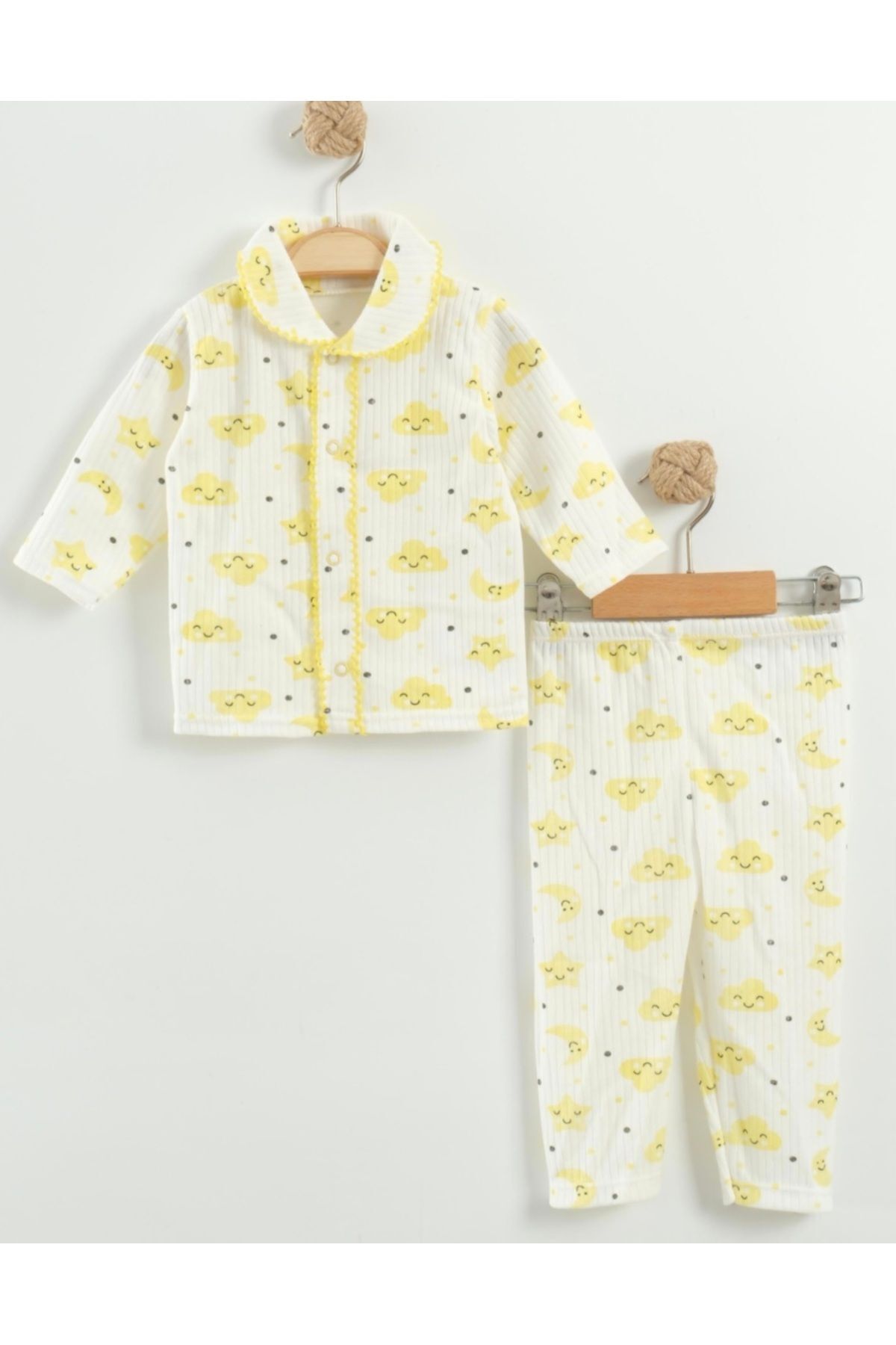 Sarı bulutlu önden çıtçıtlı ikili bebek takım