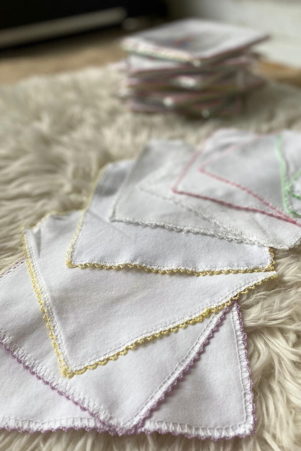 10'lu %100 Pamuk Bebek Ağız Bezi Mendili