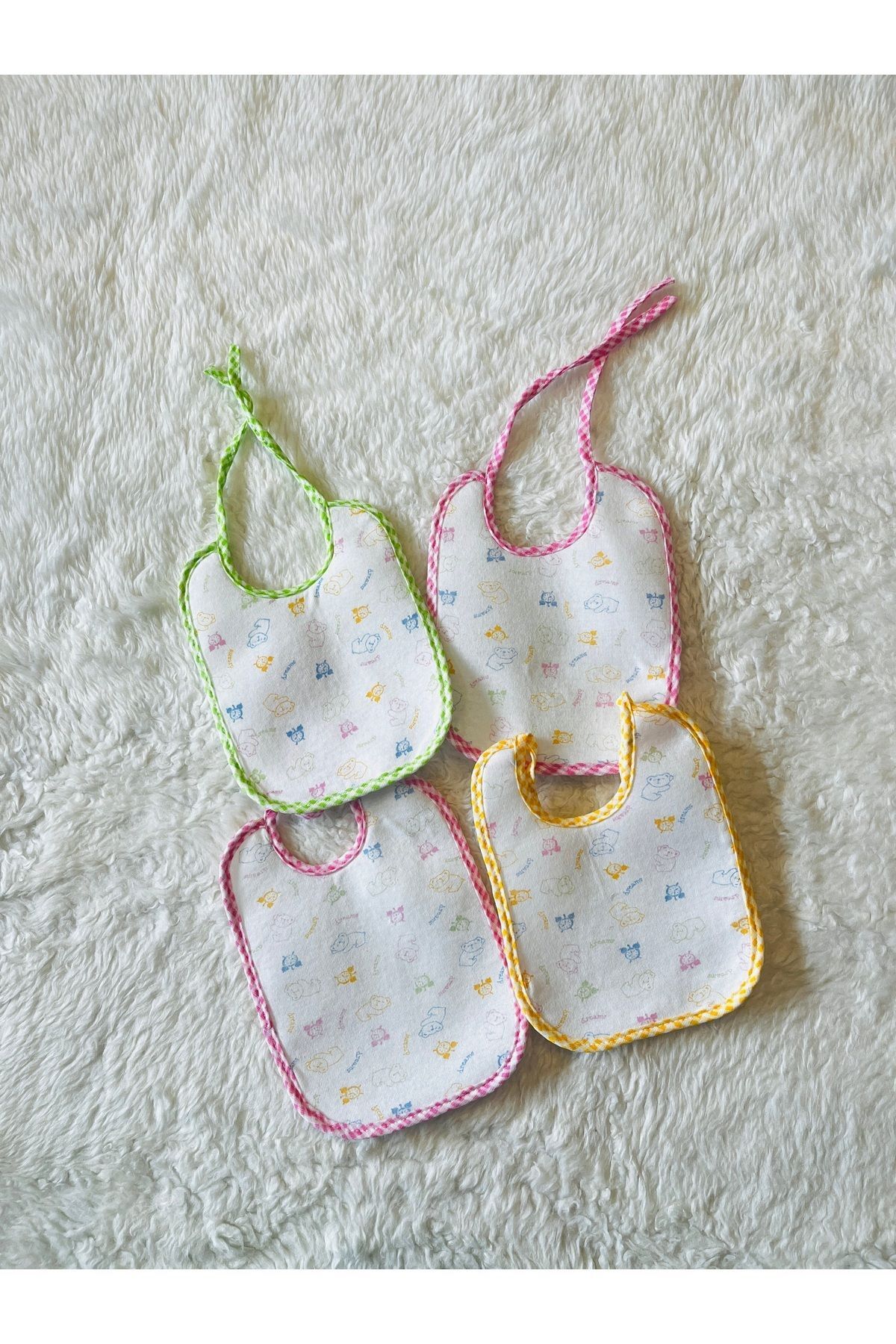 4 Lü Pembe Yeşil Sarı Karışık Renk Sıvı Geçirmez Bagcıklı Bebek Mama Önlüğü