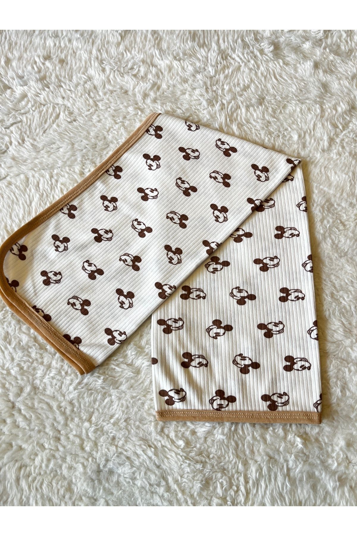 Fitilli Tek Katlı Mickey Mouse Bebek Kundak Battaniye