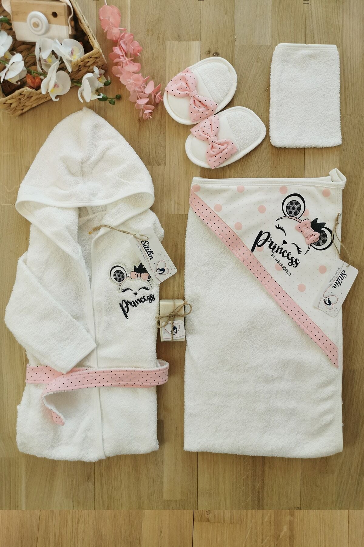 Kız Bebek Princess Nakışlı Bornoz Set 0-3 Yaş Stl9001 Pembe - 1-3 Yaş