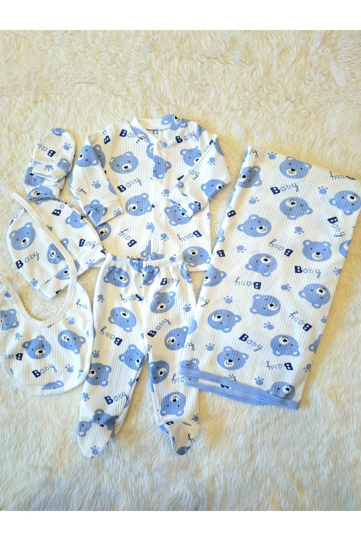 Mavi Baby Ayıcık Desenli 6 Parça Battaniyeli Yenidoğan Pamuk Takım Hastane Çıkışı