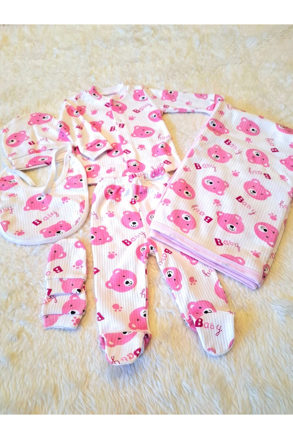 Pembe Baby Ayıcık Desenli 6 parça battaniyeli Yenidoğan Pamuk Takım Hastane Çıkışı Ekrumickey - 0-6 Ay