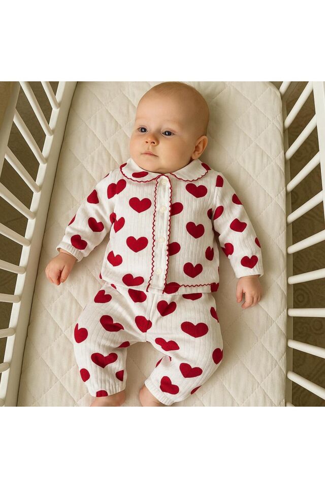 Büyük kalpli kol figürlü bebek pijama takımı Kırmızı - 6 Ay