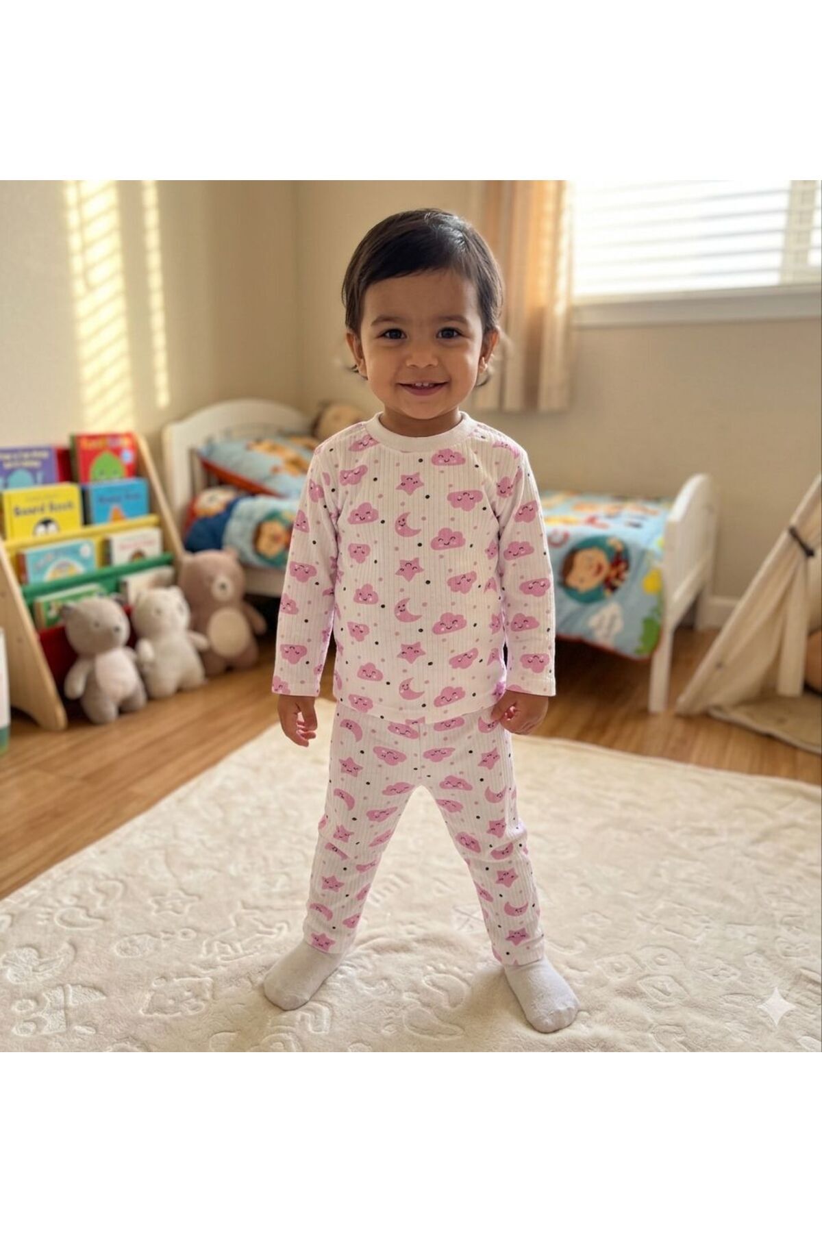 %100 Pamuklu Desenli Milano Bebek ve Çocuk Pijama Takımı Not:Bir beden büyük tercih ediniz. Pembebulut - 1 Yaş