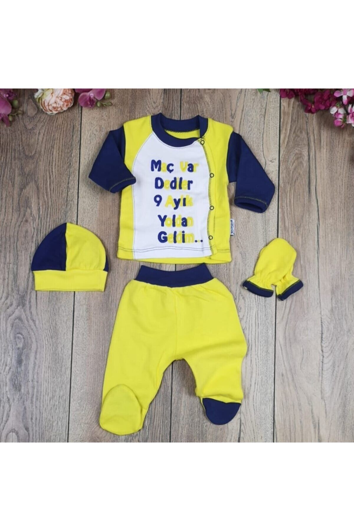 Unisex Bebek Siyah Taraftar 4 Parça Hastane Çıkışı Bjk Sarı-Lacivert - 0-3 Ay